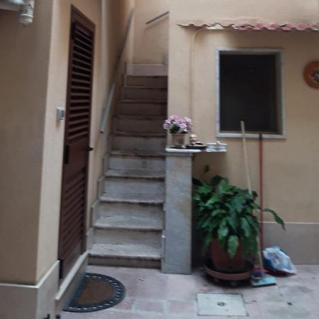 Bed and Breakfast Casa Ale Brindisi Exterior foto