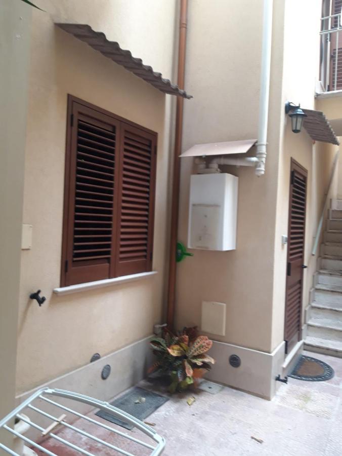 Bed and Breakfast Casa Ale Brindisi Exterior foto